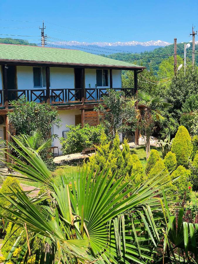 Guest House Alashara Pitsunda Exterior foto